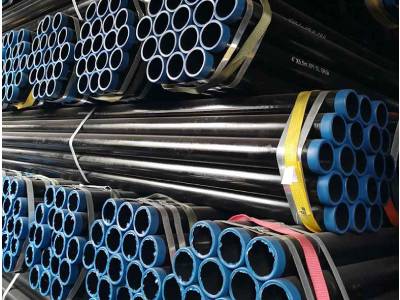 The Difference Between Welded Steel Pipe and 